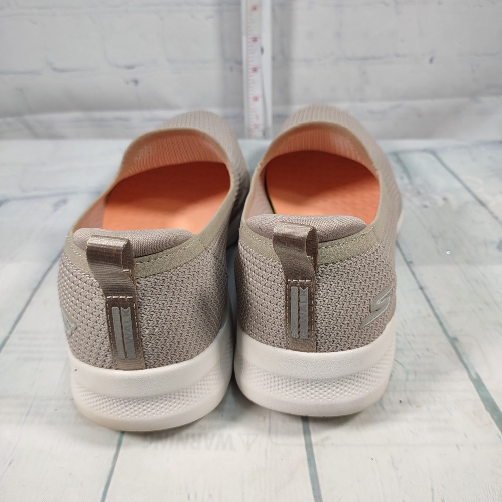 Women's Skechers Go Walk 6 Clear Virtue Slip On 124505 Natural - Size 8 Shoes - Picture 6 of 11